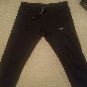 nike capri leggings